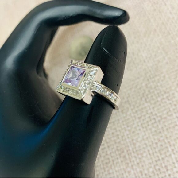 Lia Sophia Silver Purple Crystal Ring - Picture 2 of 3